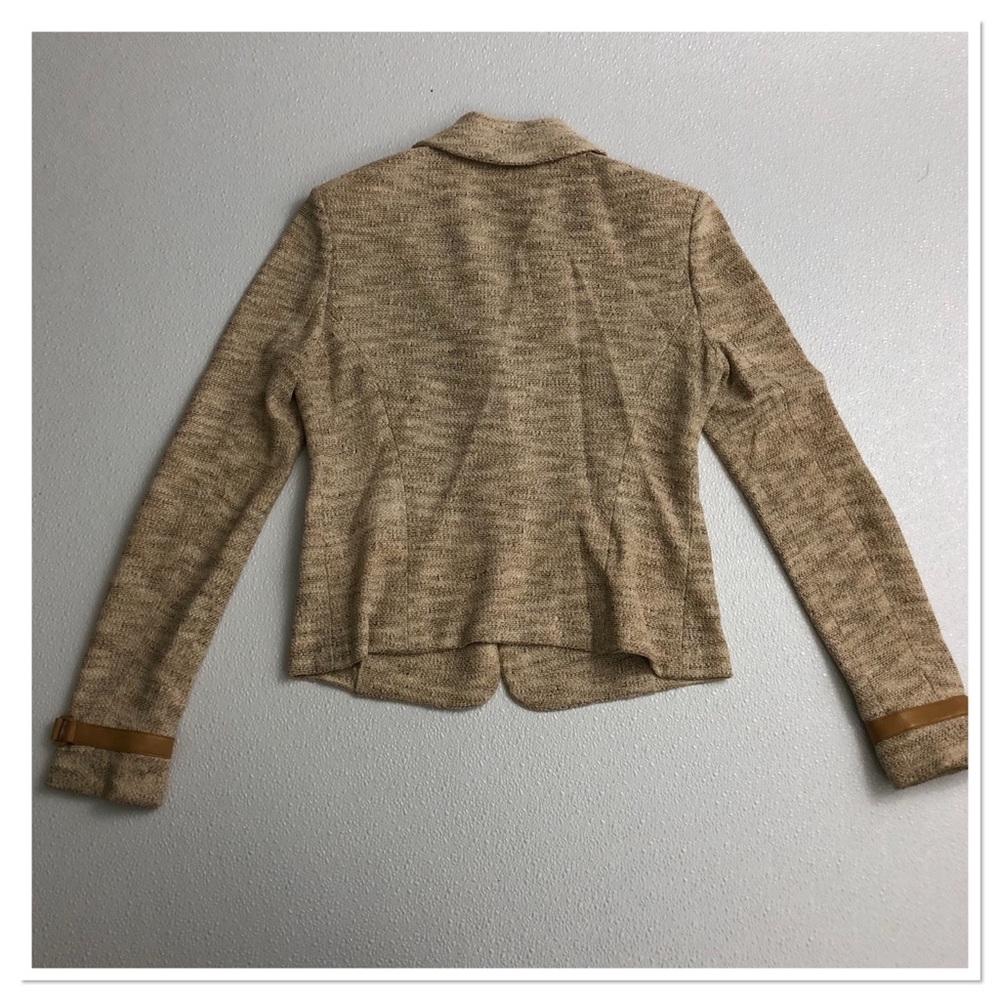 St. John Collection skirt suit knit 2 piece suit - Picture 5 of 8